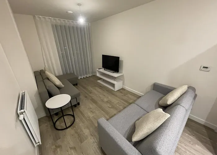 Modern 1-Bedroom Apartment In Wembley Park